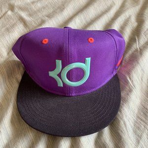Nike hat never worn